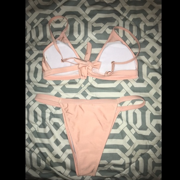 Pink shell bikini set - Picture 2 of 4